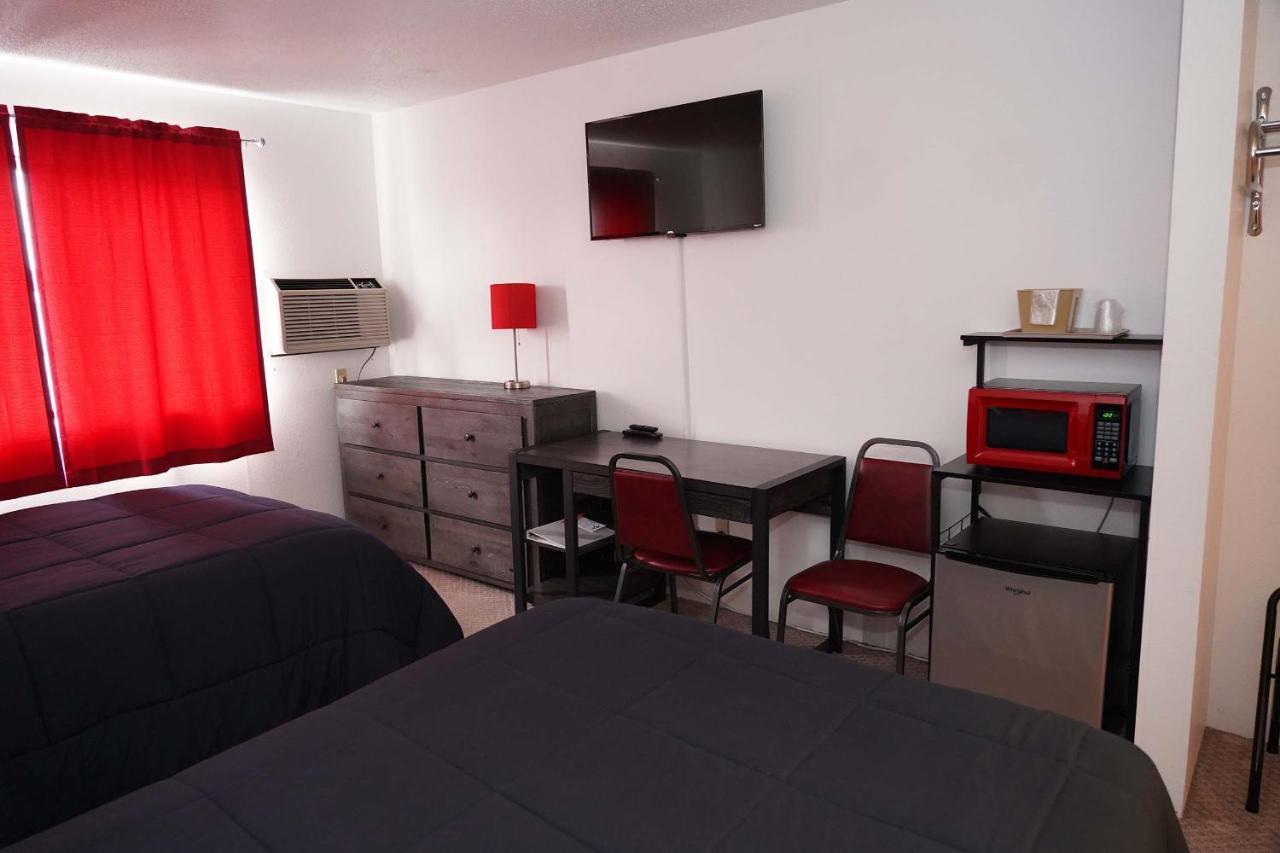 Model Towne Inn Motel Gwinn Buitenkant foto