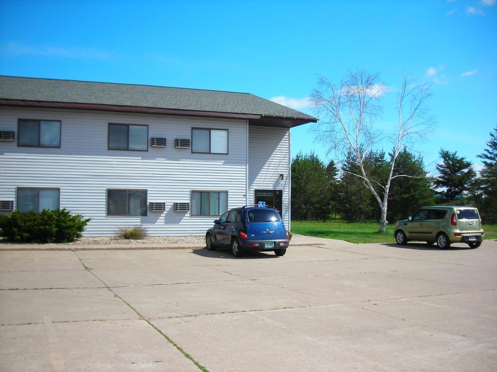 Model Towne Inn Motel Gwinn Buitenkant foto