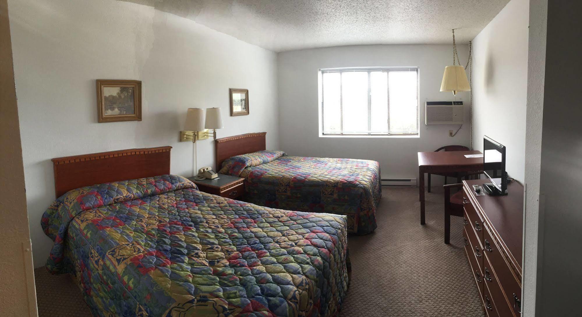 Model Towne Inn Motel Gwinn Buitenkant foto